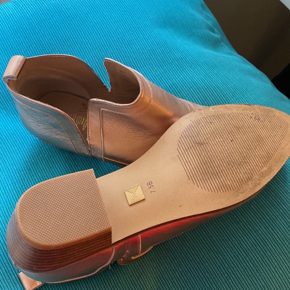 Lularoe boot rose gold - Picture 3 of 6